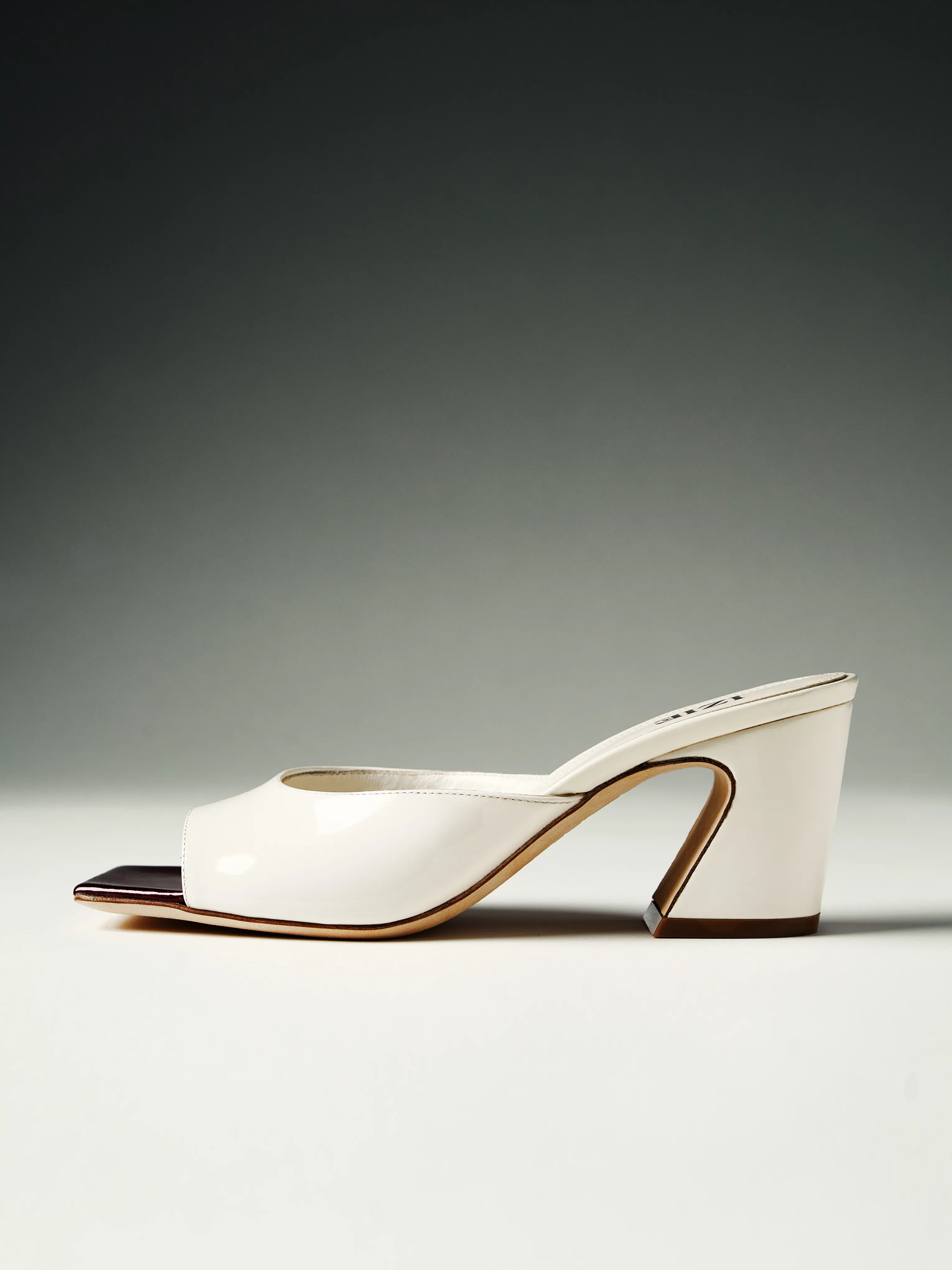 Chester Mule in Off-White