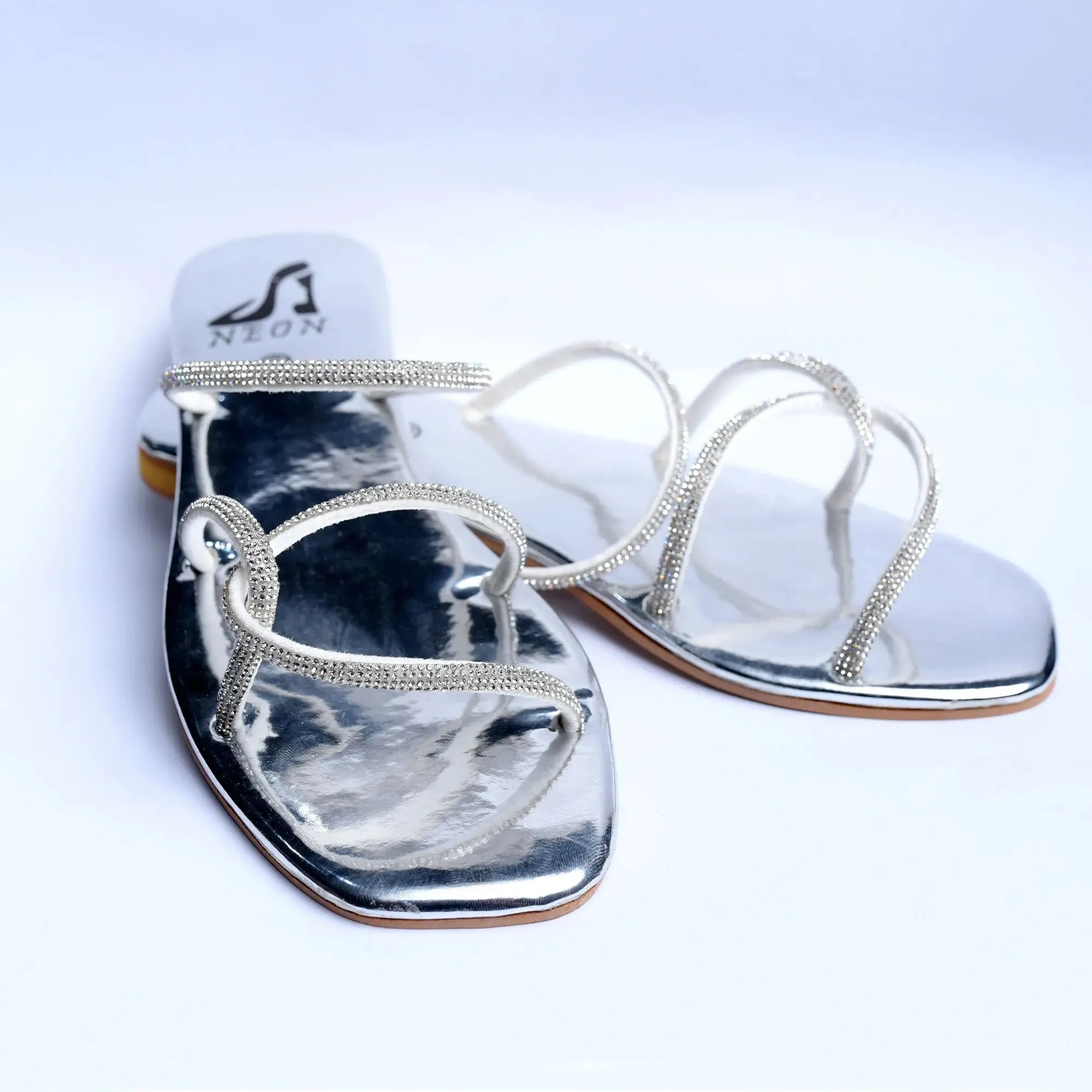 Cross Band Flats Silver