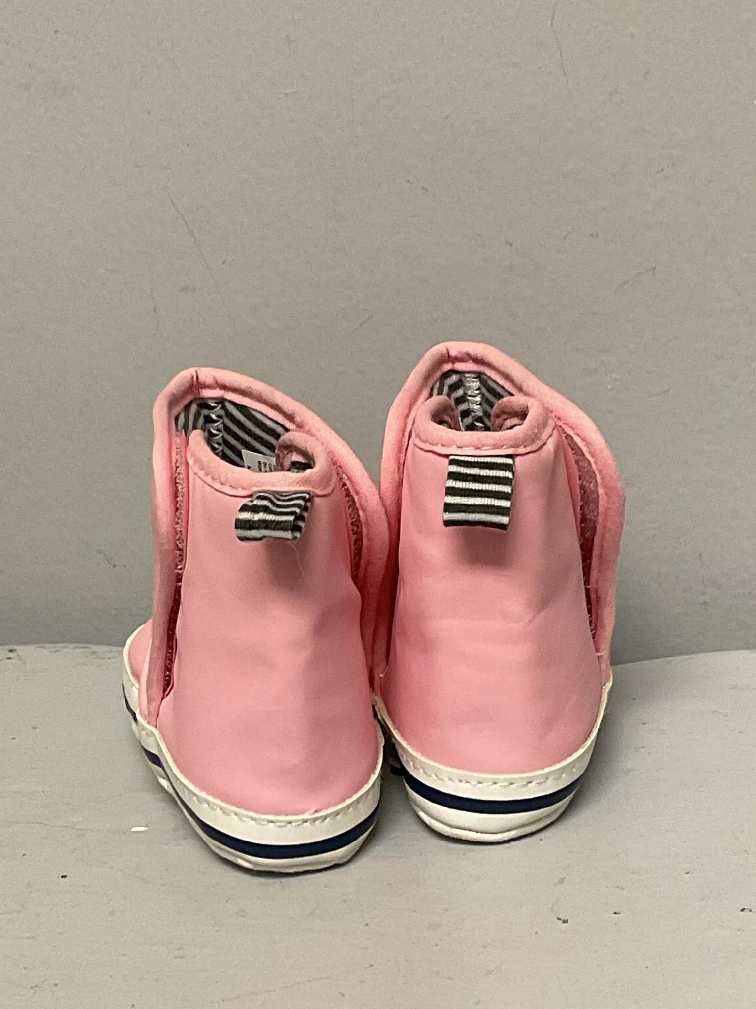 Freddi & Eddie Child Shoe Size 1 Pink Shoes
