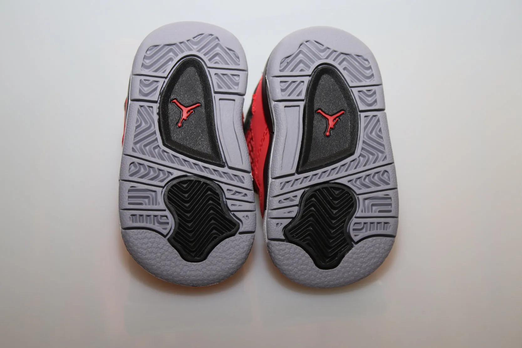 Jordan 4 Retro