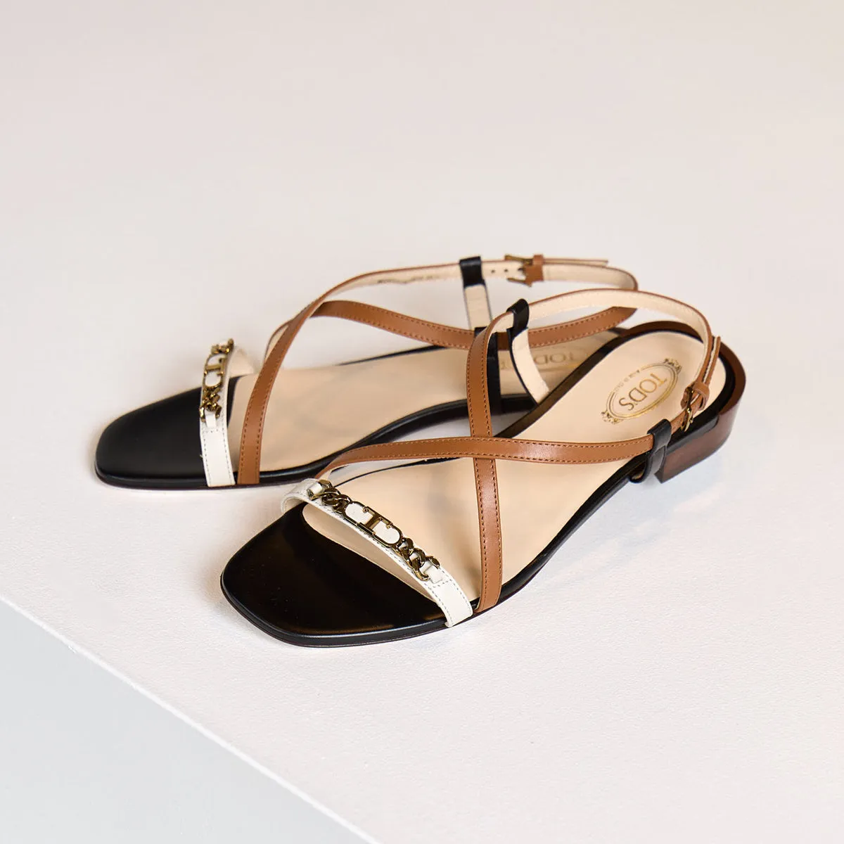 Logo Plaque Leather Strap Sandals