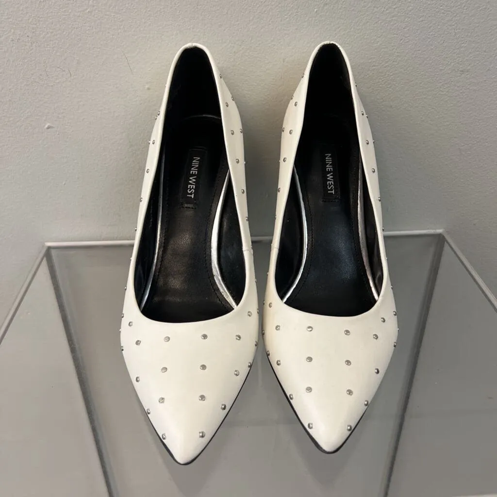 Nine West White Leather Silver Studded Pump Heels 8