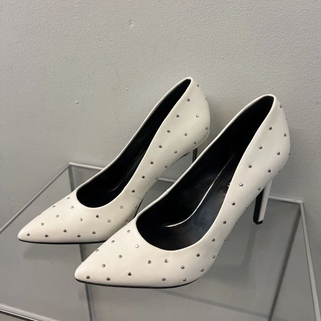 Nine West White Leather Silver Studded Pump Heels 8