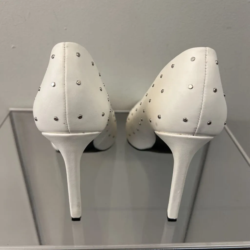 Nine West White Leather Silver Studded Pump Heels 8