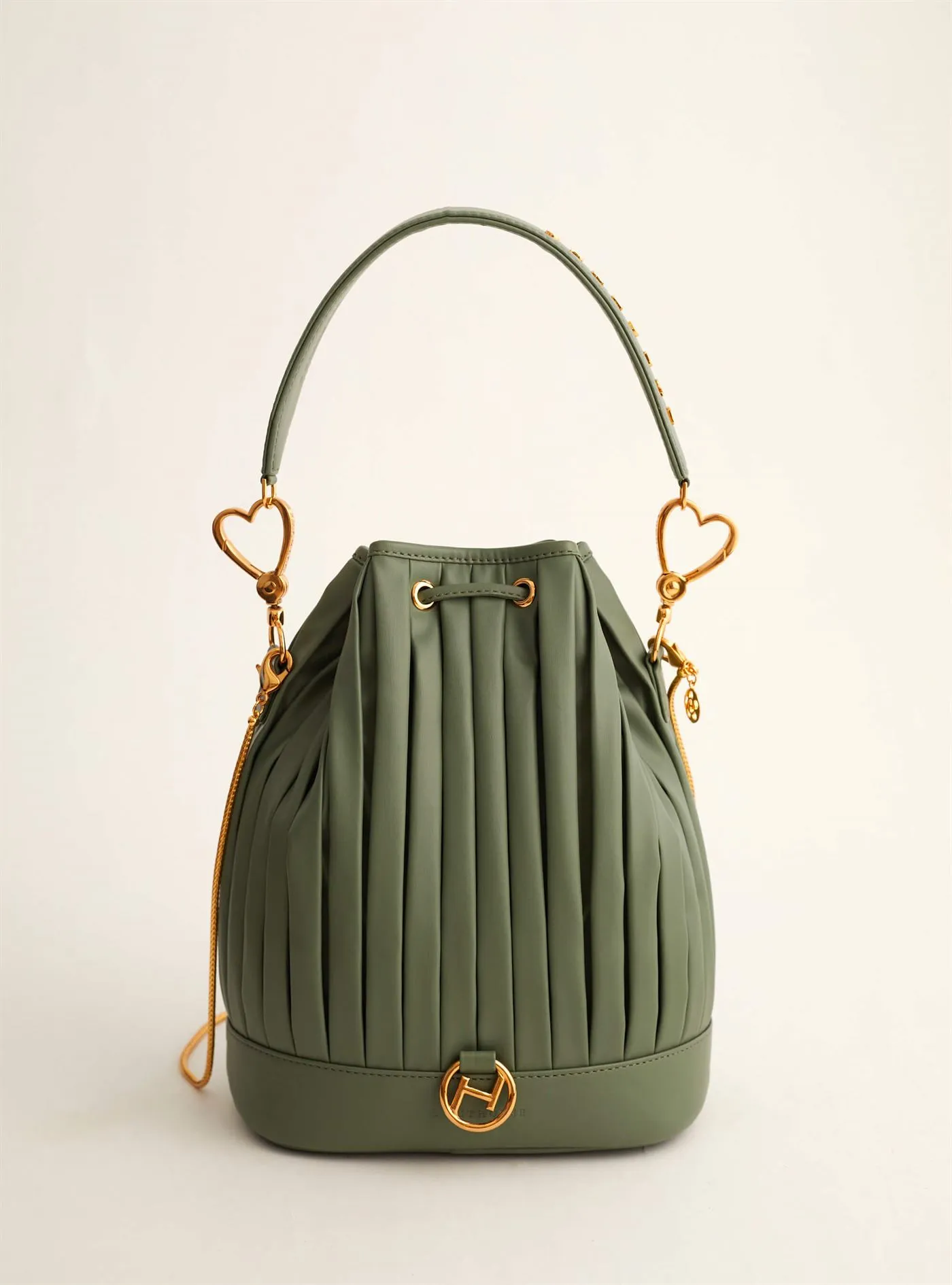 Outhouse   I   Oh Poppi Price Street Bucket Bag in Fern Green Vegan Leather Accessories OHBG21BB011