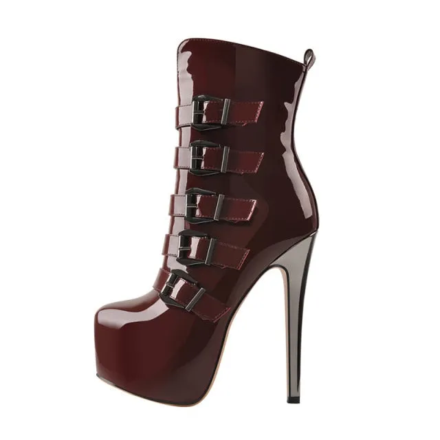 Round Toe Boots