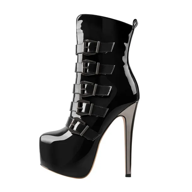 Round Toe Boots