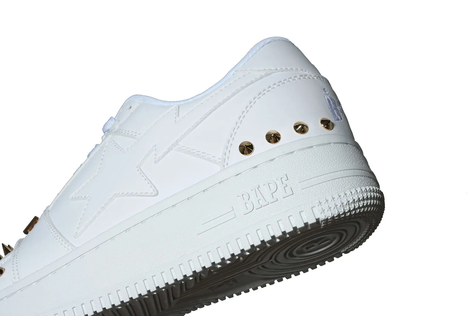STUDDED BAPE STA LOW