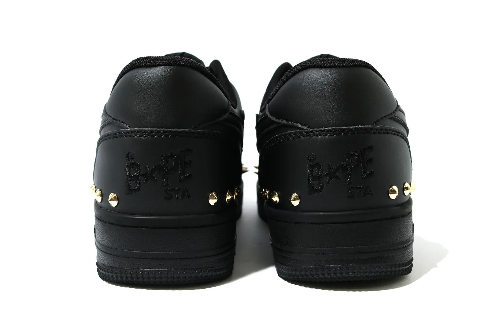 STUDDED BAPE STA LOW
