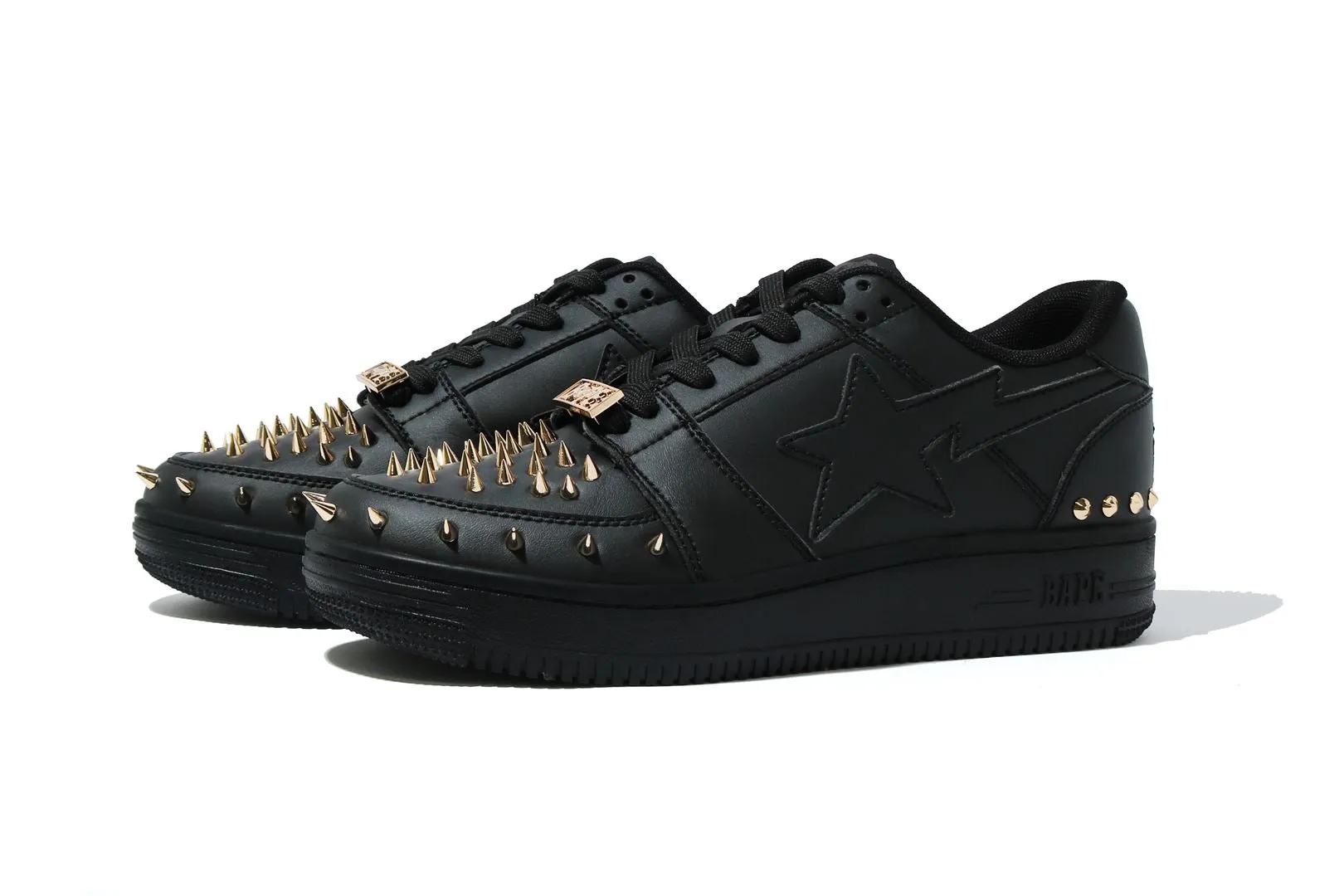 STUDDED BAPE STA LOW
