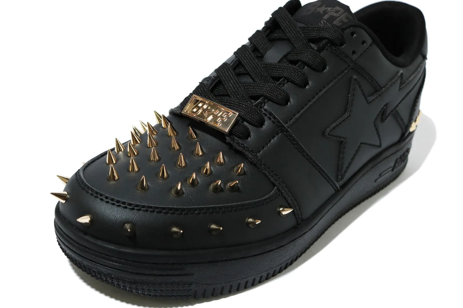 STUDDED BAPE STA LOW