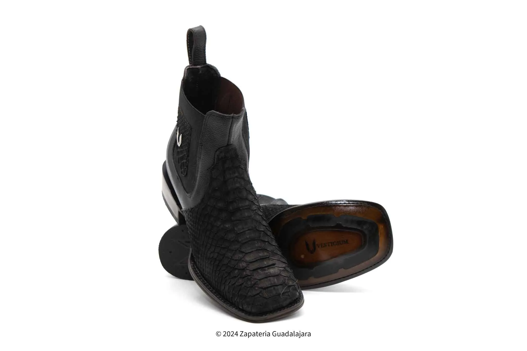 VESTIGIUM 782BN5705 WIDE SQUARE TOE PYTHON NOBUCK BLACK